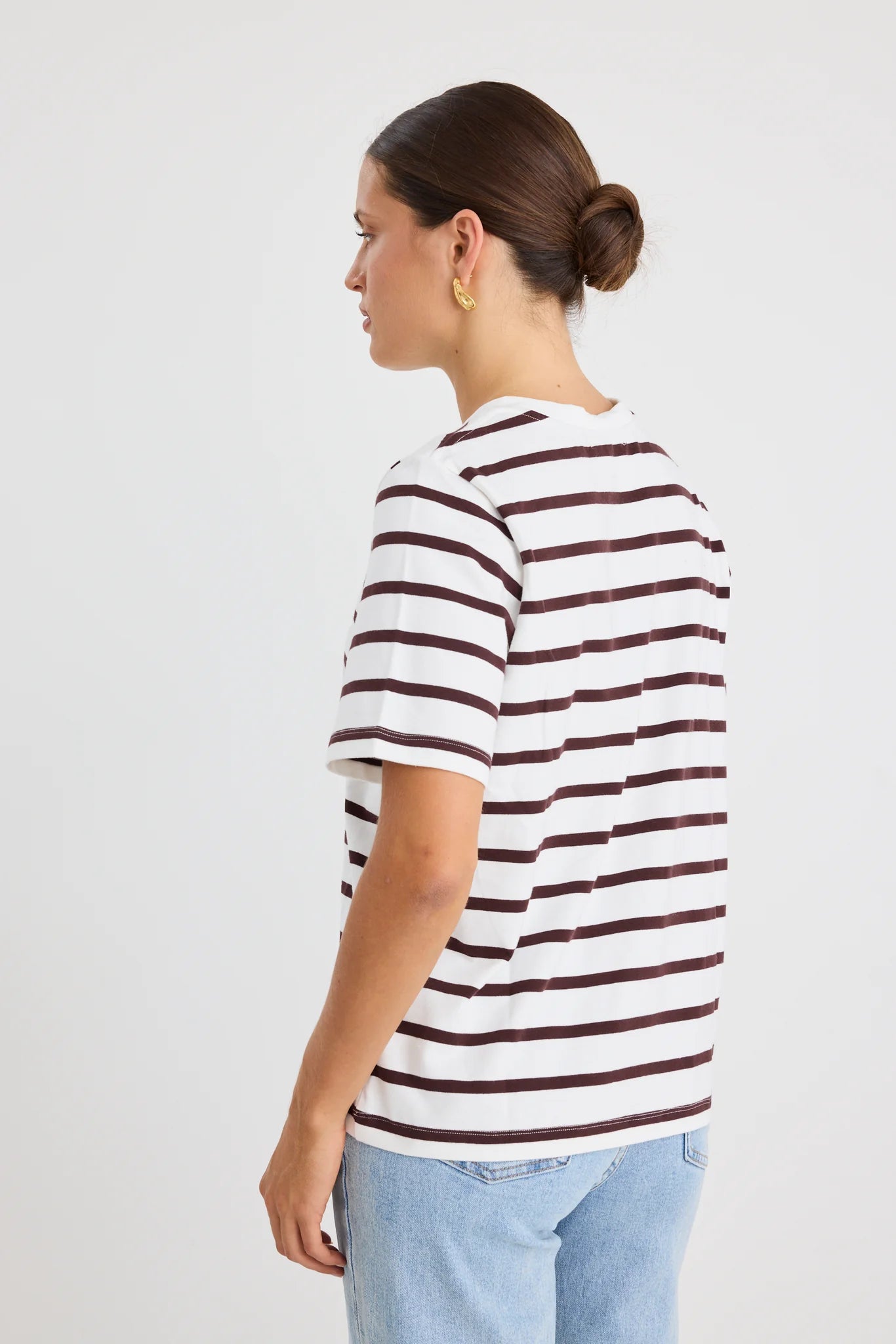 RE:UNION BINDING CHOCOLATE WHITE STRIPE BOXY FIT TEE - THE VOGUE STORE