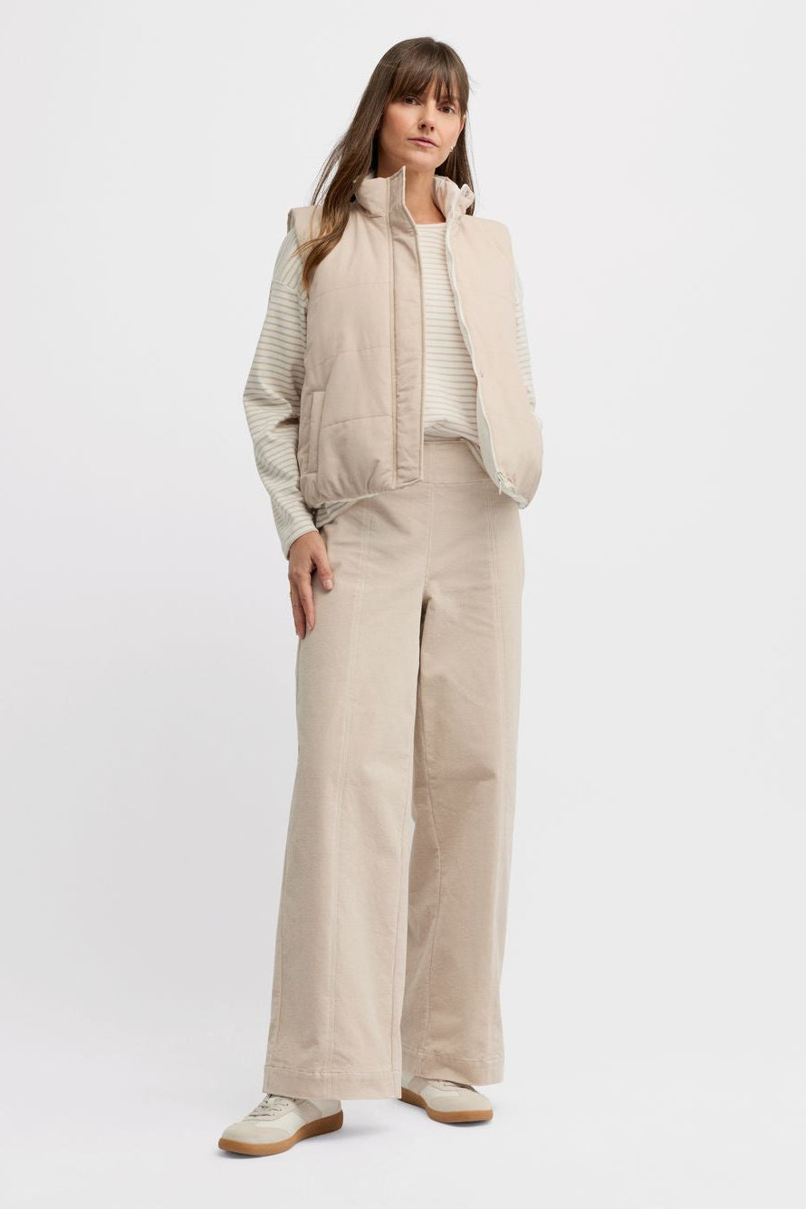 YARRA TRAIL LEVITY PUFFER - ALMOND ECRU - THE VOGUE STORE