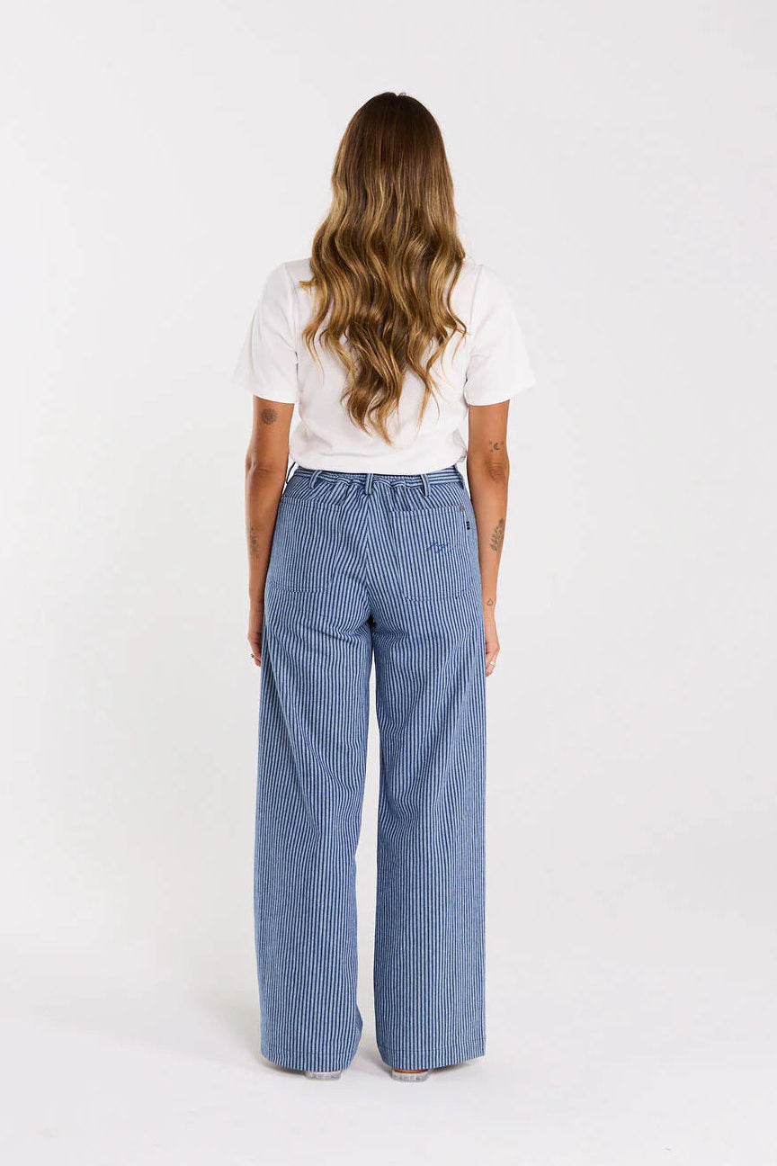 THING THING UNWIND JEAN - SKYLINE DENIM - THE VOGUE STORE