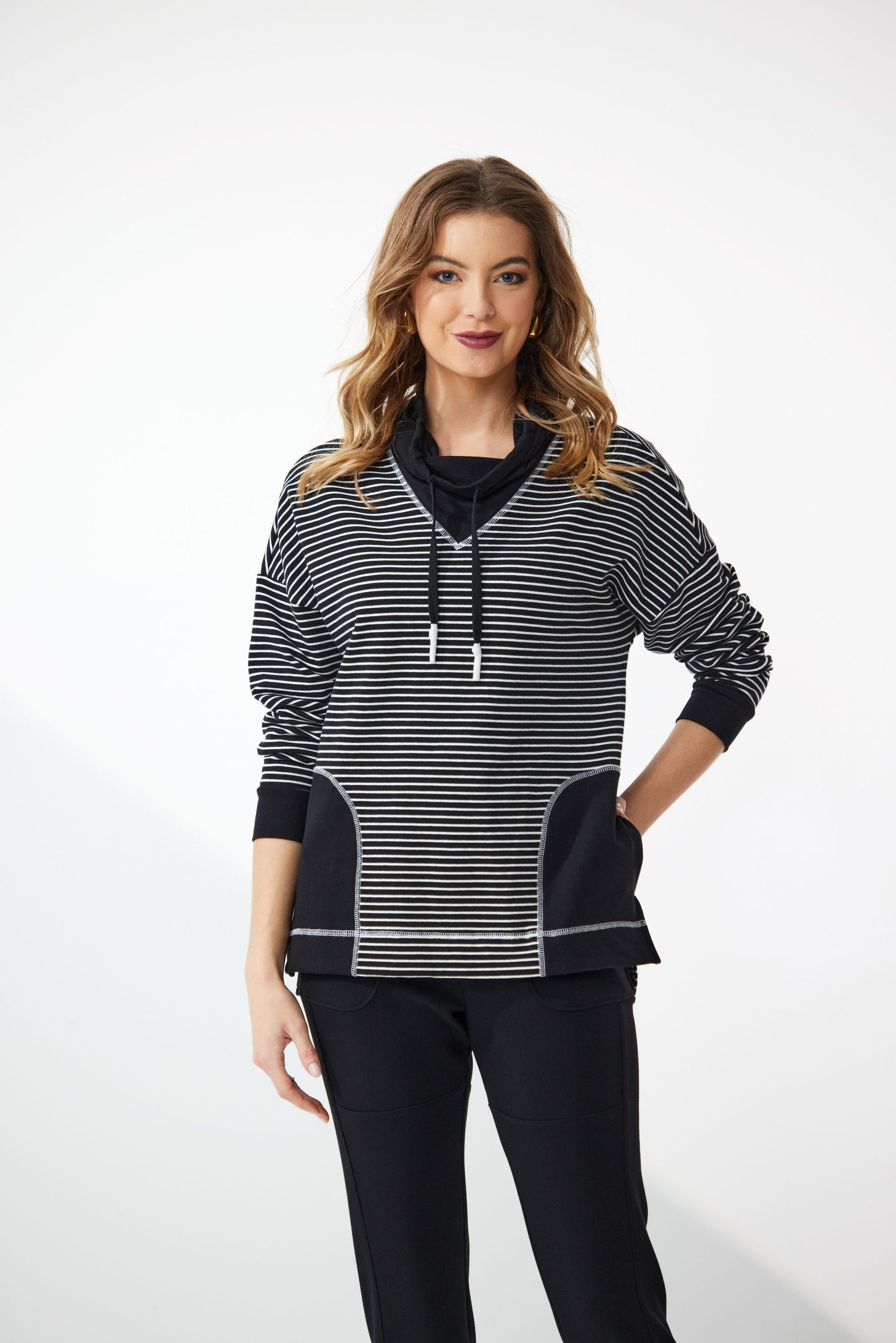 NEWPORT TERRACE STRIPE SWEATSHIRT - BLACK STRIPE - THE VOGUE STORE